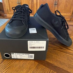 NWT RAF Simon’s Adidas Spirit Low Asymm Black Sneakers, Size 9M